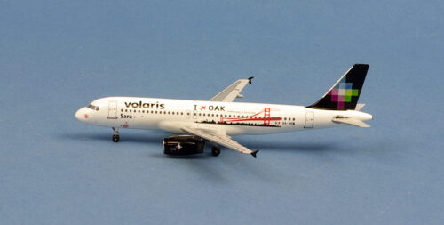 Volaris "Sara" Airbus A320 XA-VOM