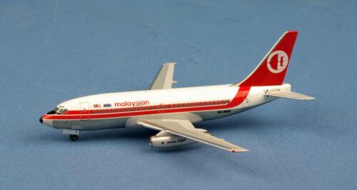 Malaysian Boeing 737-200 9M-MBB