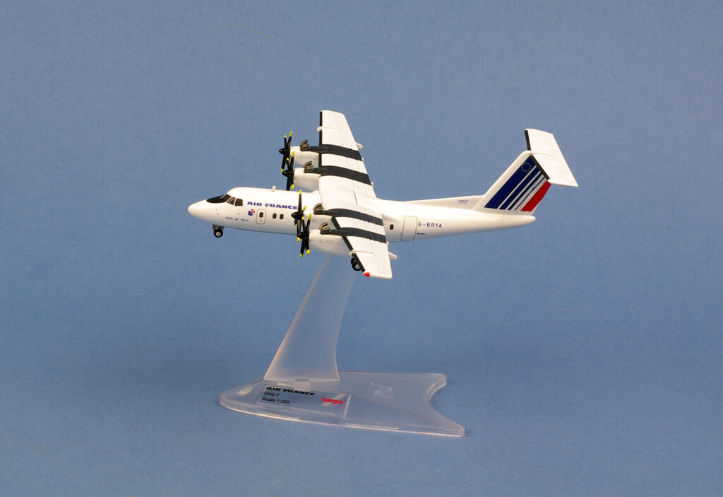 Herpa Maquette Avion Air France De Havilland Canada DHC-7 1/200 - Ville De Paris