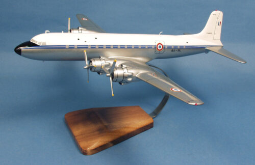 Douglas DC-6 GLAM Armée de l'Air 64-PL
