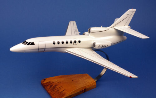 Falcon 50 F-GOLV