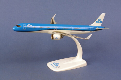 KLM Airbus A321neo PH-AXC “Citroenvlinder / Common Brimstone”