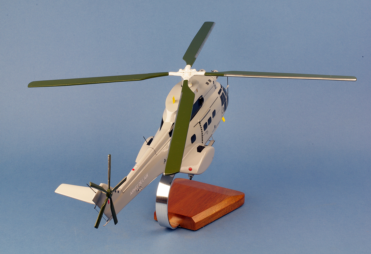 Puma SA330 Escadron de Transport ET68 Antilles-Guyane – Image 4