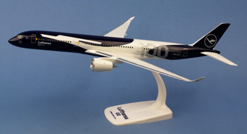 Lufthansa Airbus A350-900 "100 Jahre" D-AIXL